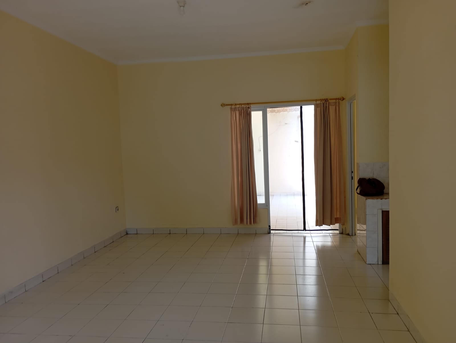 Rumah Disewakan di Cluster Meadow Green Lippo Cikarang 